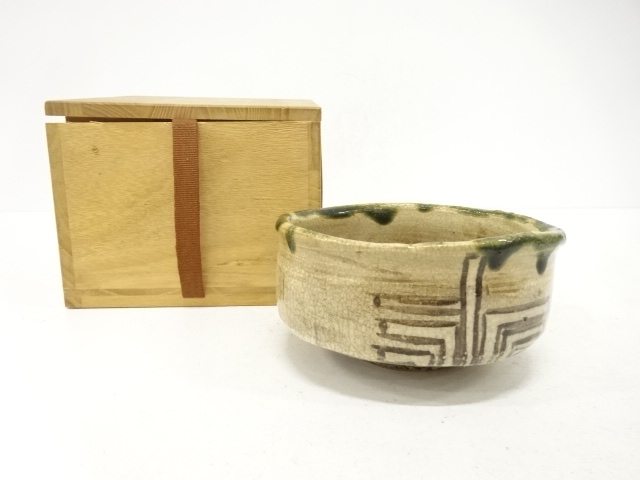 JAPANESE TEA CEREMONY / ORIBE TEA BOWL CHAWAN